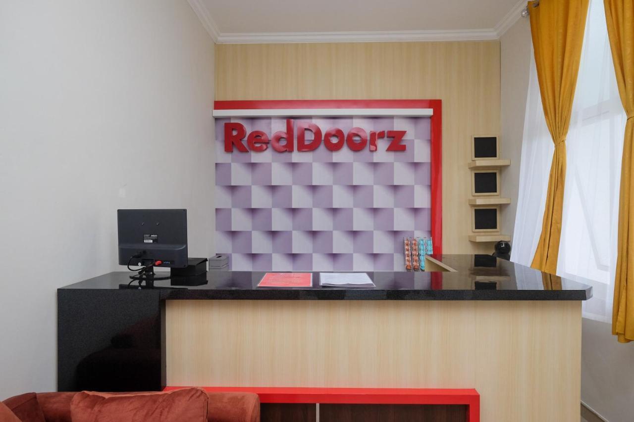 Reddoorz Near Kawasan Bandara Ahmad Yani 2 Hotel
