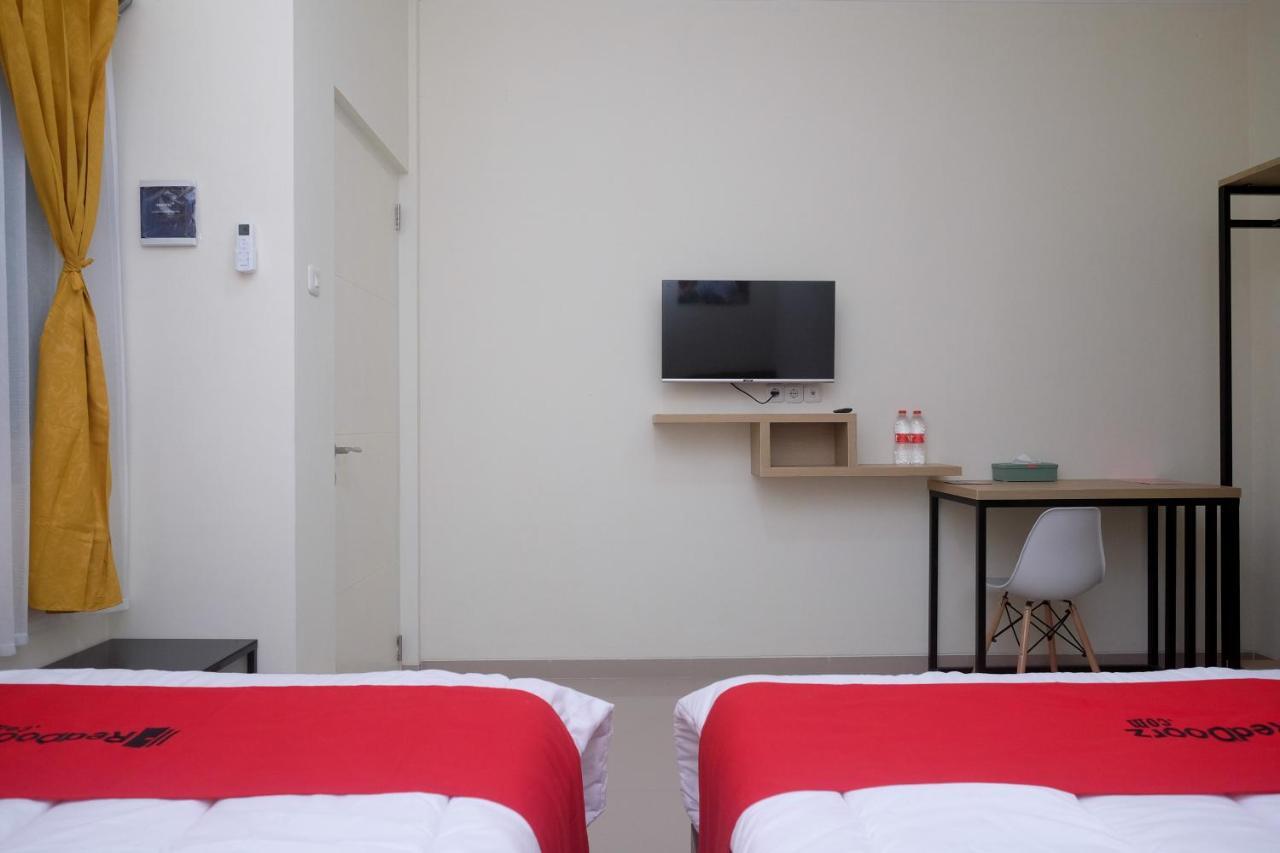 Reddoorz Near Kawasan Bandara Ahmad Yani 2 2* Semarang